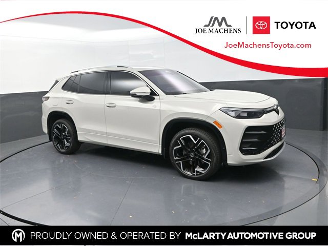 Used 2025 Volkswagen Tiguan SEL R-Line