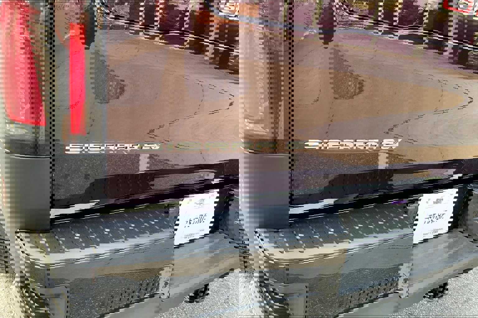 New 2026 GMC Sierra EV Elevation w/ Premium Package image 15