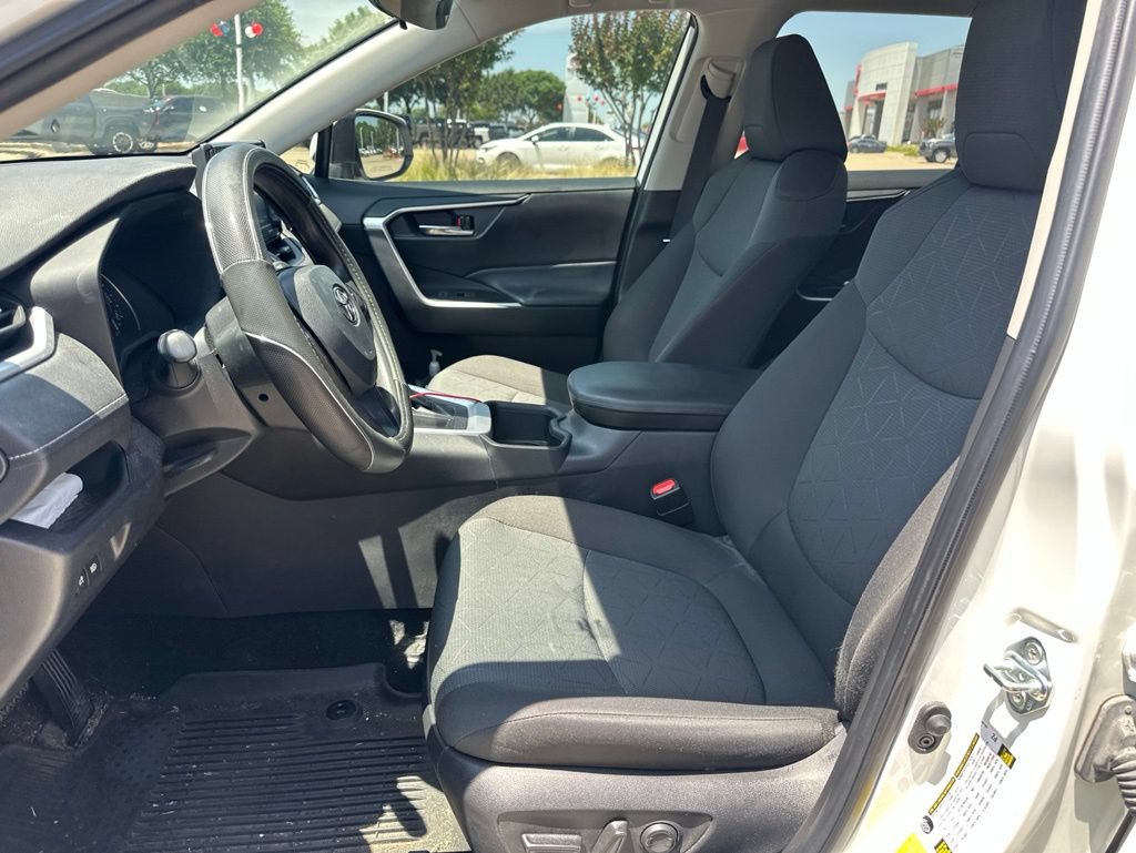 Certified 2022 Toyota RAV4 XLE FWD image 10