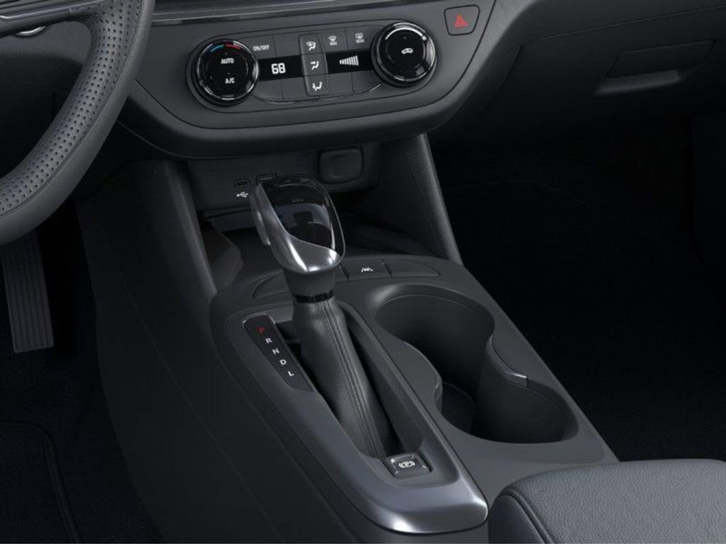 Used 2025 Buick Envista Preferred w/ Convenience II Package FWD image 23