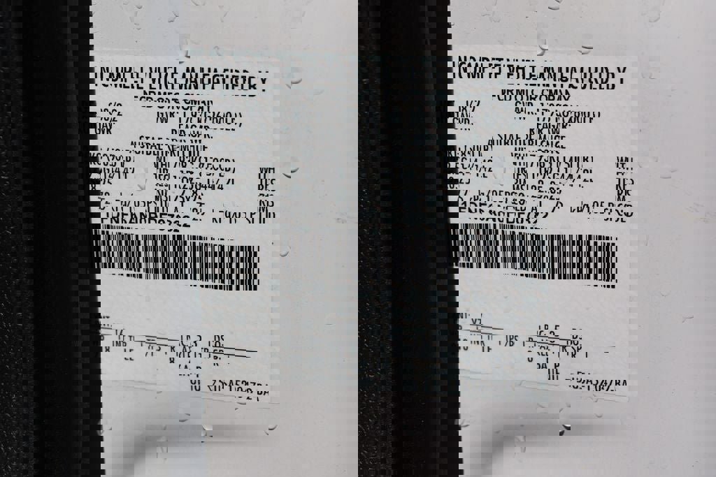 Used 2023 Ford F650 2WD Regular Cab Super Duty image 31