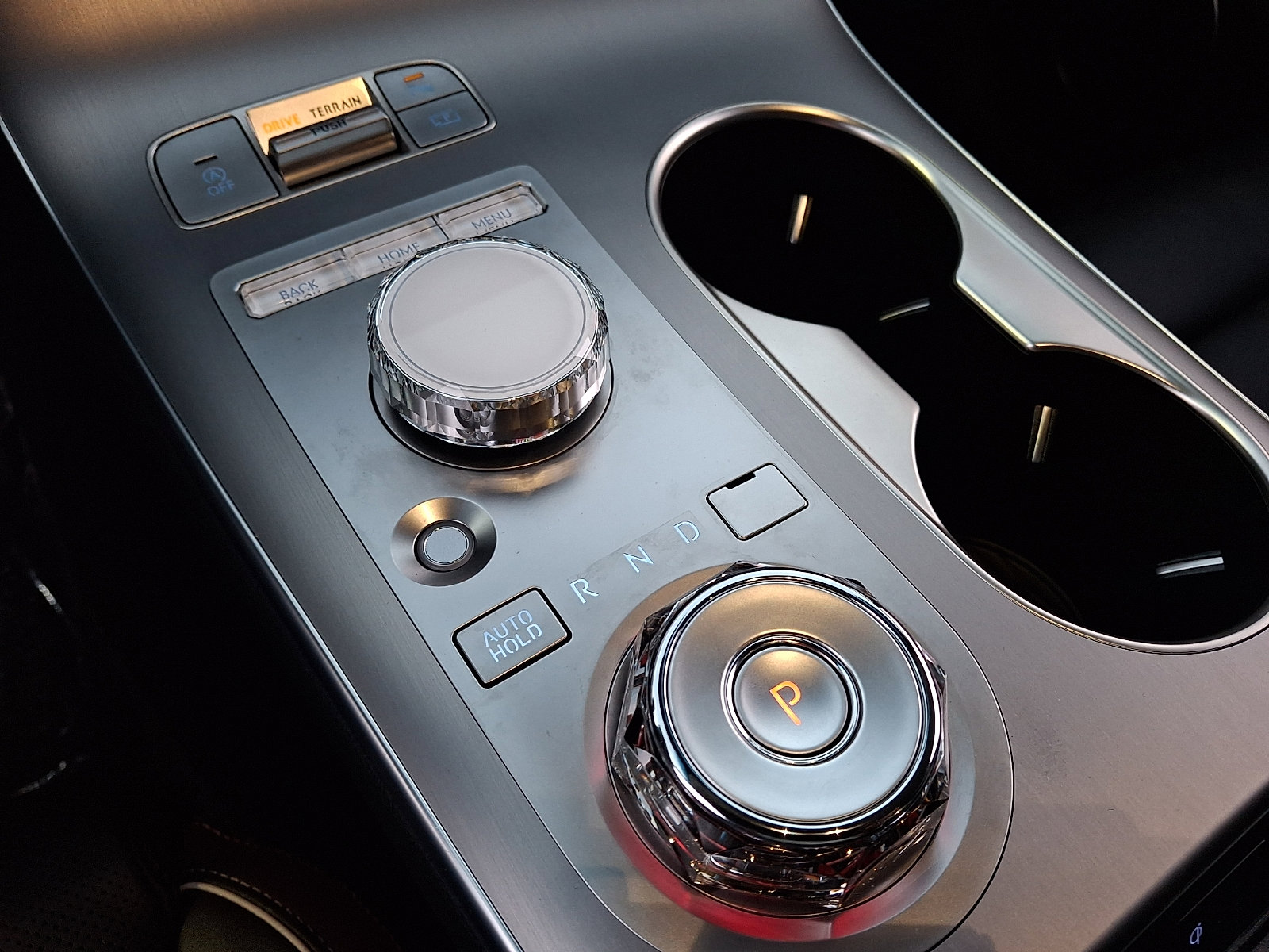 Certified 2026 Genesis GV70 2.5T Advanced image 22