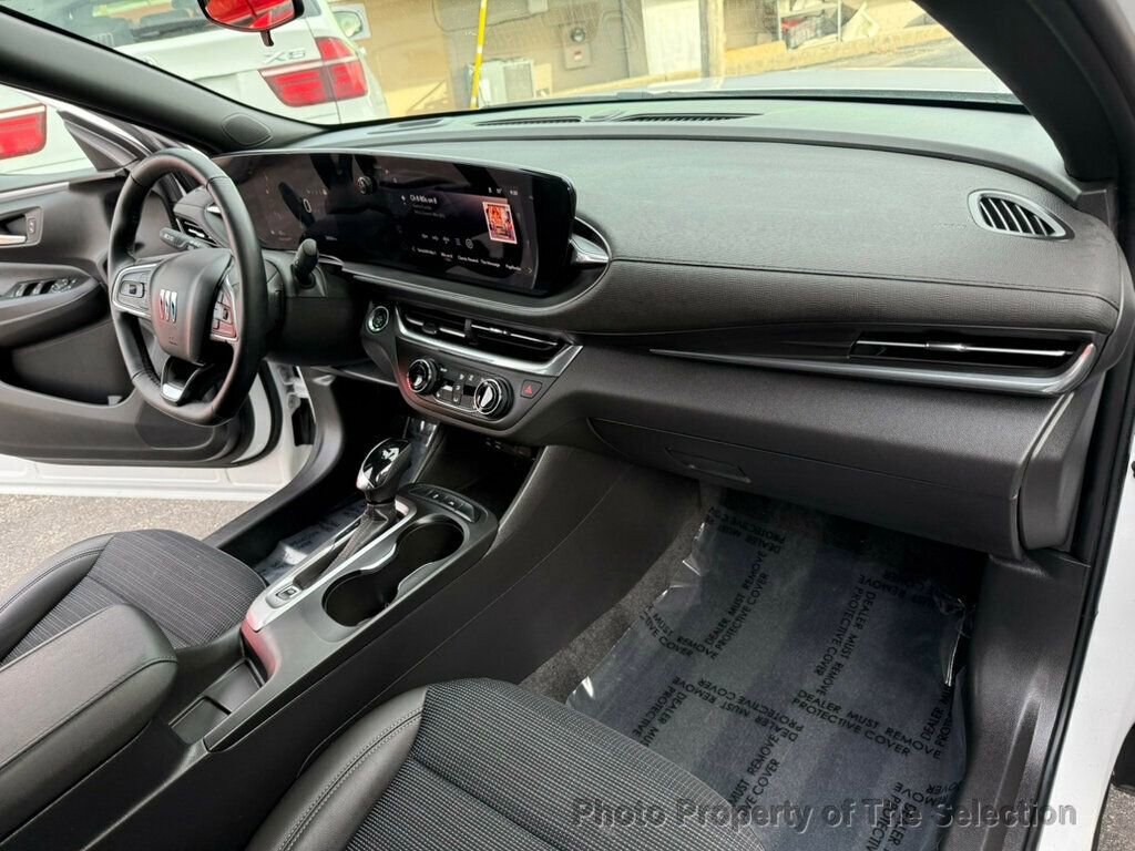 Used 2024 Buick Envista Preferred w/ Convenience I Package image 41