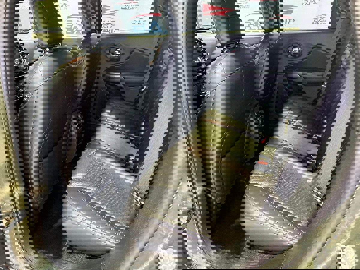 Used 2019 Jeep Cherokee Limited image 38