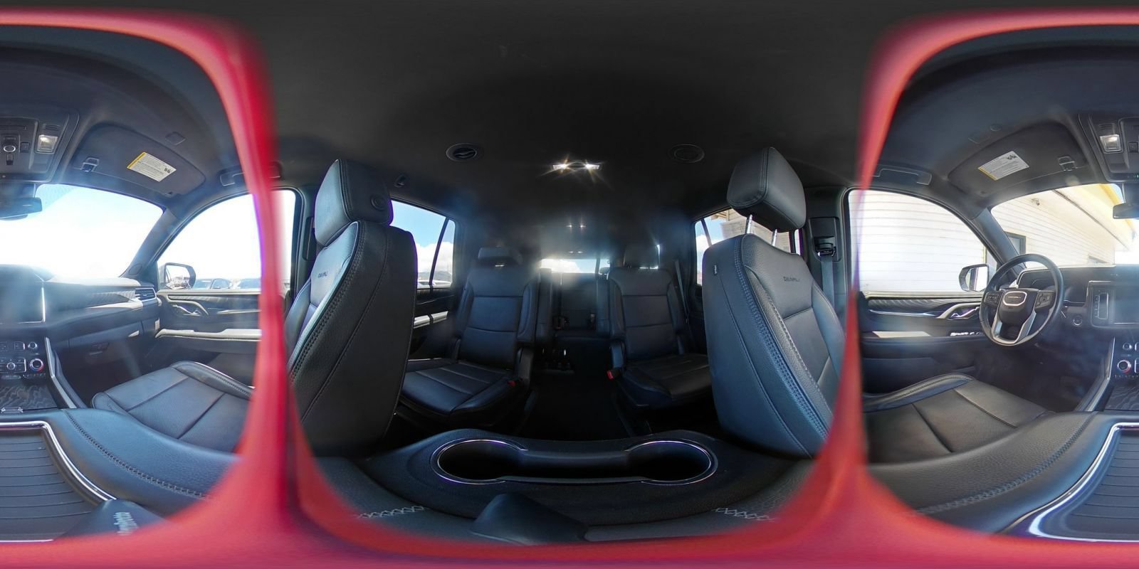 Used 2023 GMC Yukon Denali RWD image 44