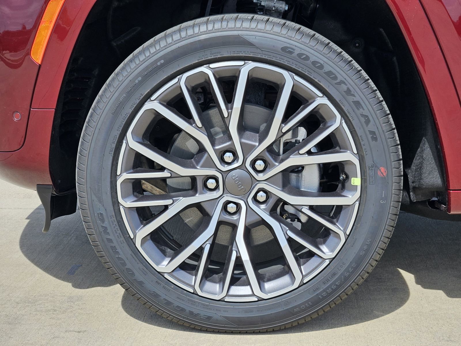 New 2026 Jeep Grand Cherokee L Summit AWD/4WD image 12