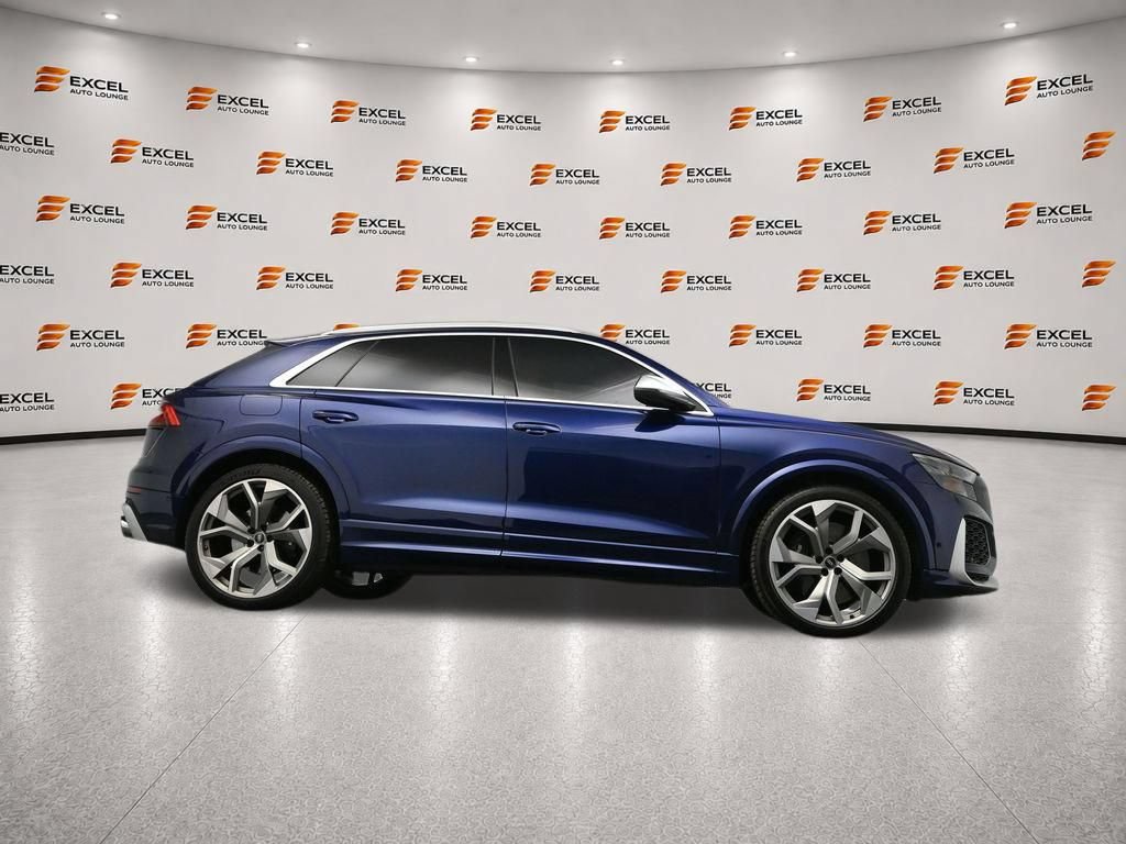 Used 2022 Audi RS Q8 w/ Luxury Package AWD/4WD image 42