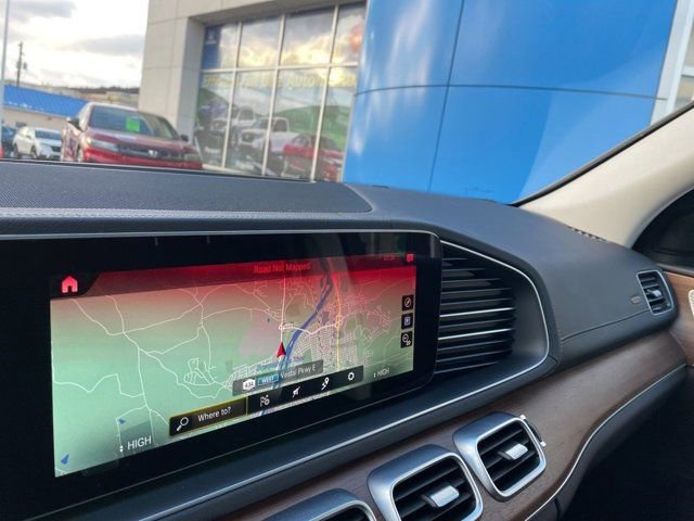 Used 2023 Mercedes-Benz GLS 450 4MATIC image 18