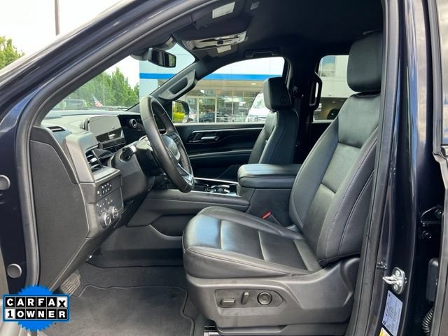 Used 2025 Chevrolet Suburban Z71 AWD/4WD image 19