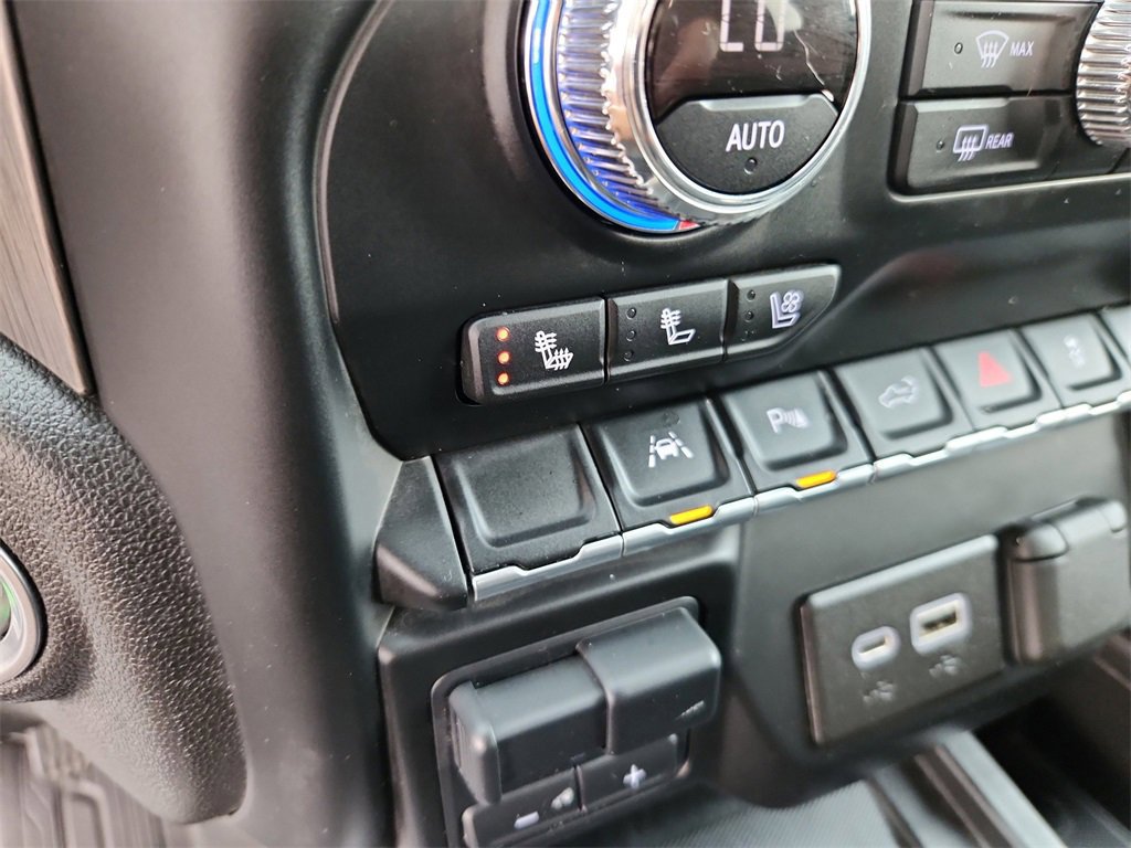 Used 2022 GMC Sierra 1500 Denali w/ Denali Reserve Package image 23