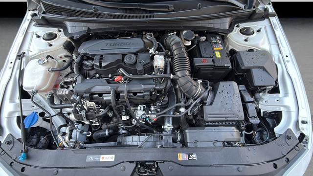 Used 2025 Hyundai Elantra N Line image 22