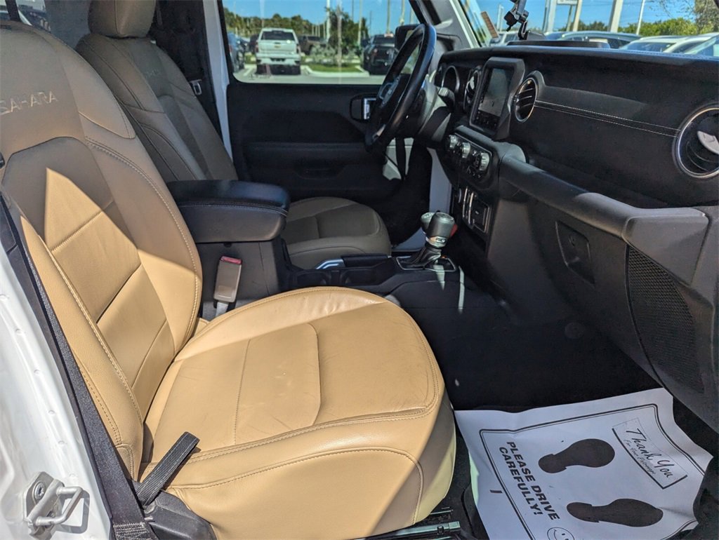 Certified 2018 Jeep Wrangler Unlimited Sahara image 10