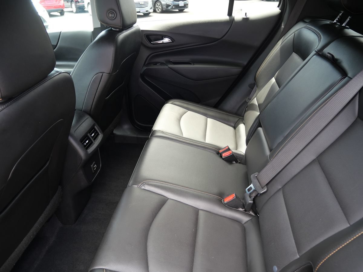 Used 2021 Chevrolet Equinox LT AWD/4WD image 24