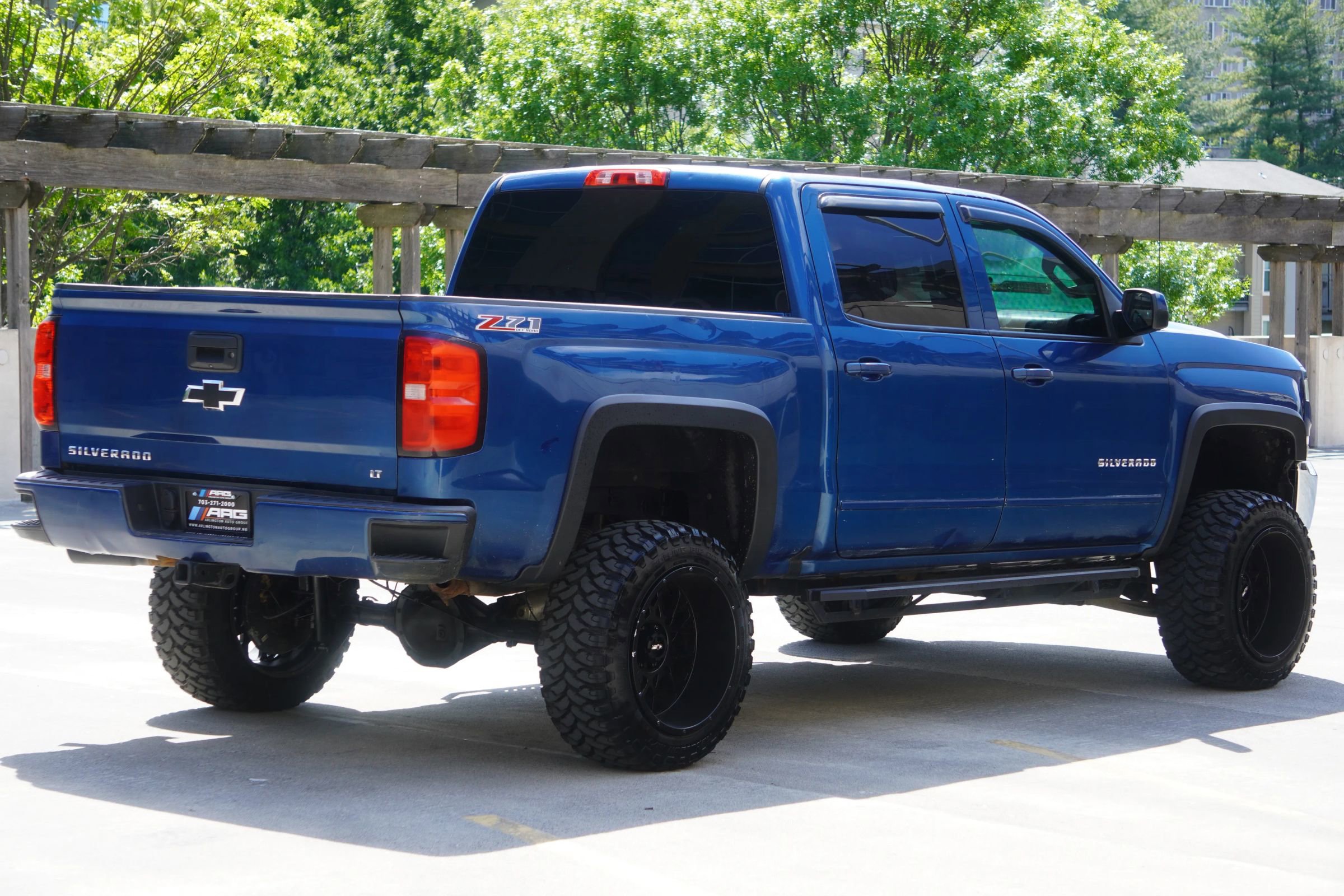Used 2017 Chevrolet Silverado 1500 LT w/ All Star Edition AWD/4WD image 12