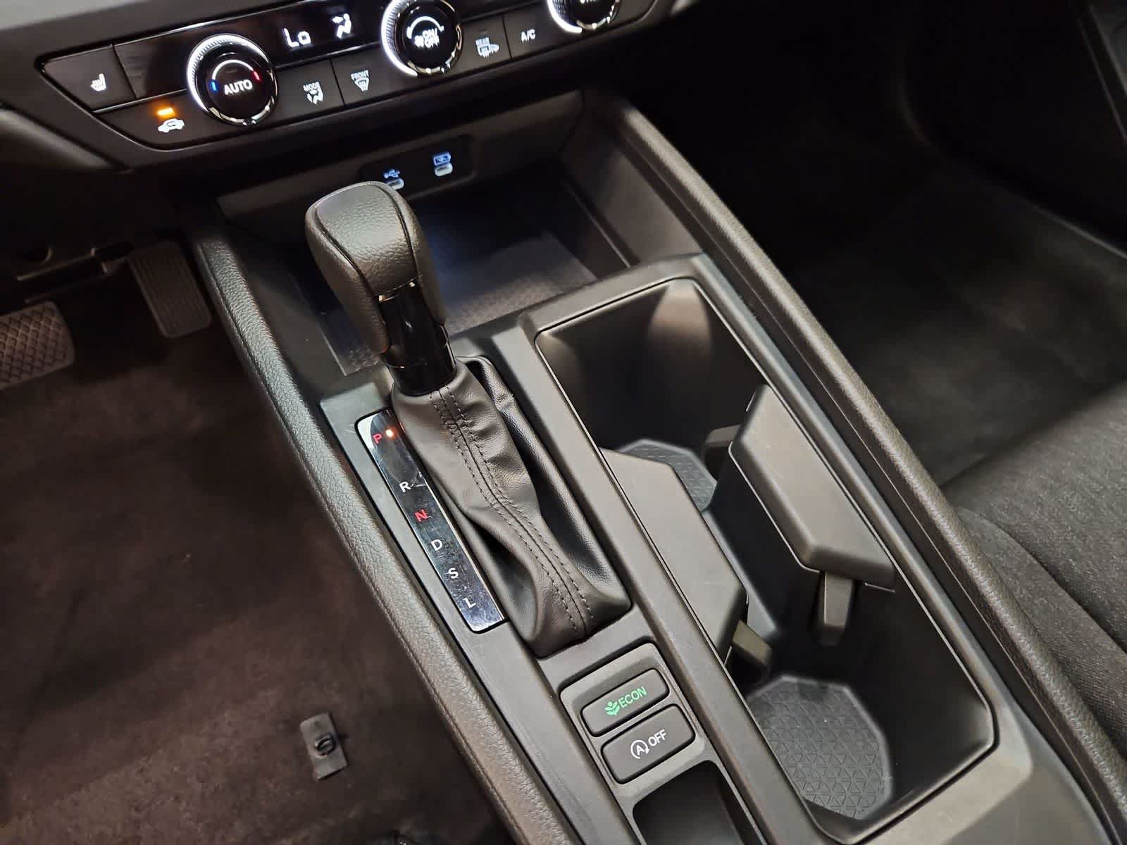 Certified 2025 Honda Accord SE image 9