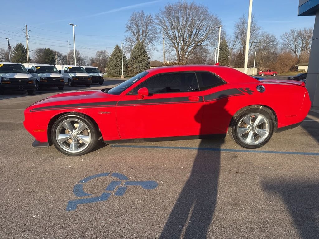 Used 2019 Dodge Challenger R/T w/ Plus Package image 13