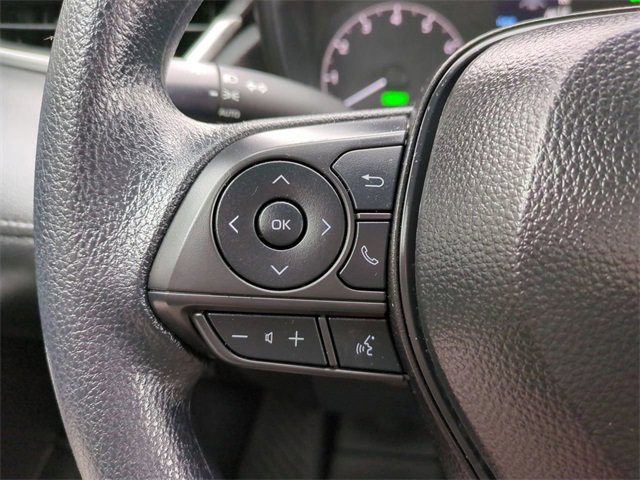 Used 2025 Toyota Corolla Cross AWD Hybrid image 23