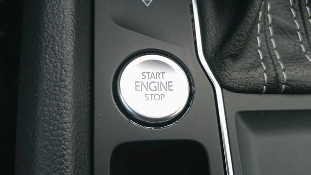 Used 2022 Volkswagen Atlas SE image 12