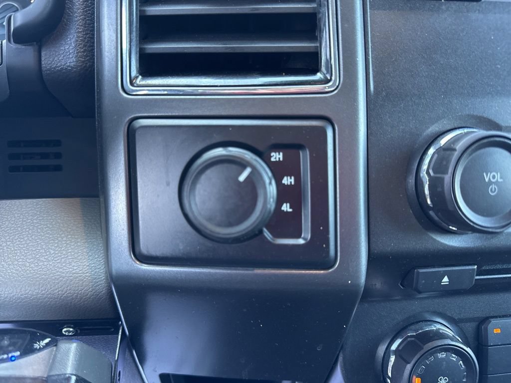 Used 2018 Ford F150 XLT AWD/4WD image 28