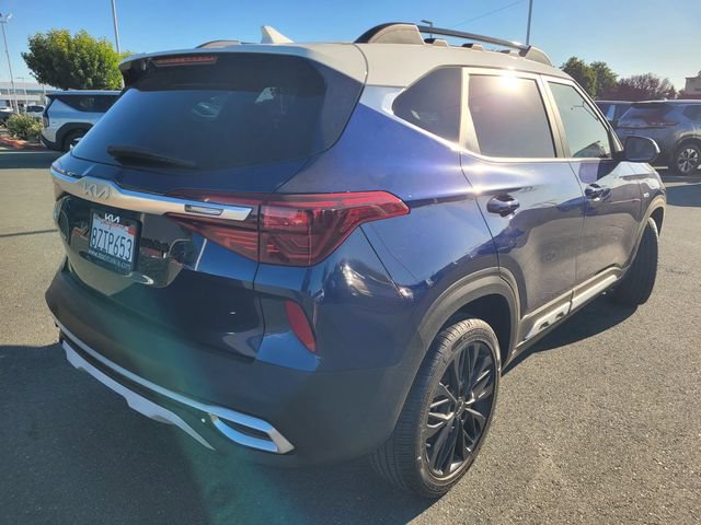 Used 2022 Kia Seltos Nightfall Edition AWD/4WD image 4