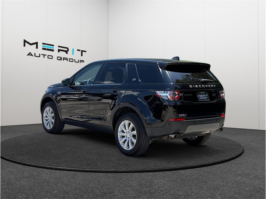Used 2019 Land Rover Discovery Sport SE AWD/4WD image 7