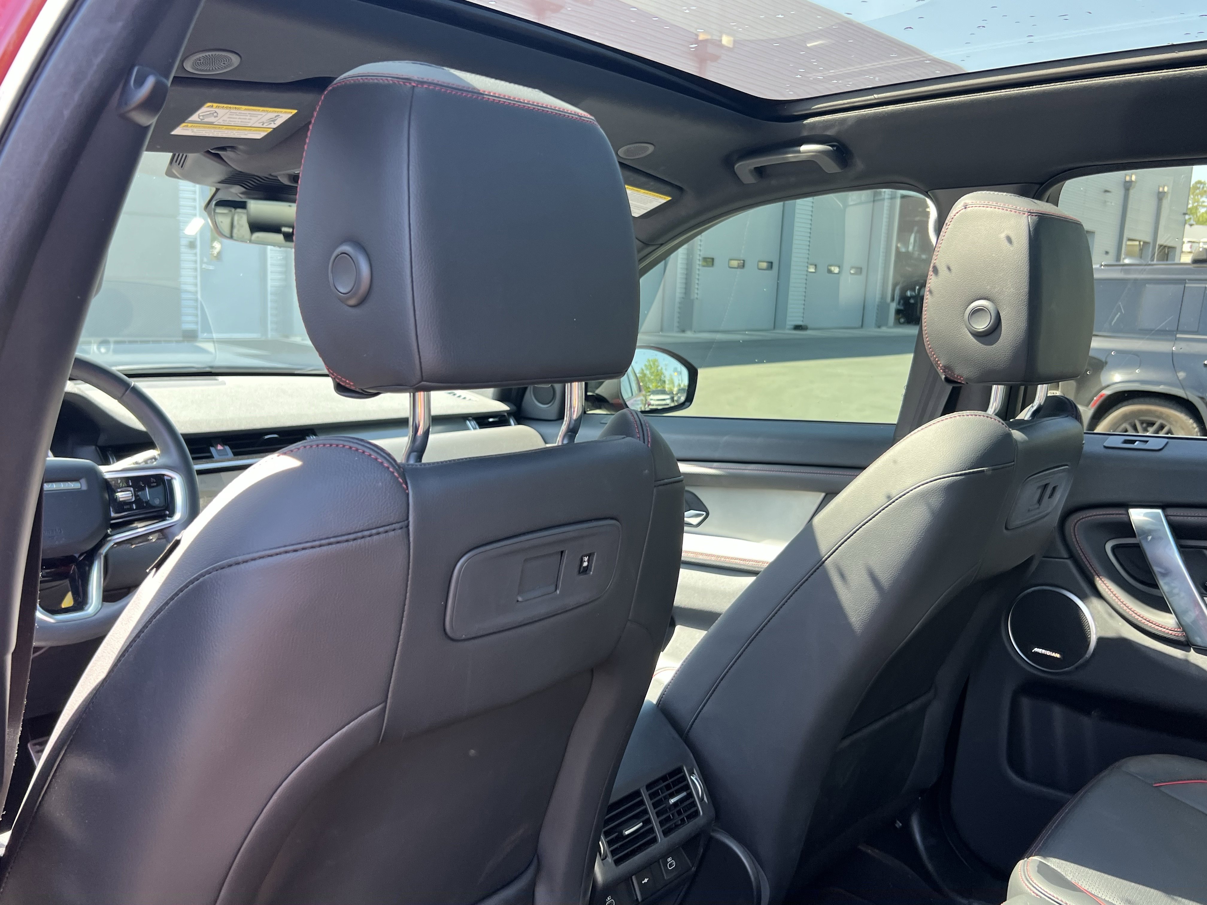 Used 2023 Land Rover Discovery Sport SE R-Dynamic image 32