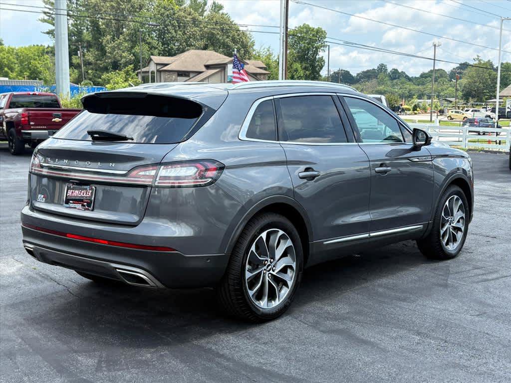 Used 2022 Lincoln Nautilus Reserve w/ Equipment Group 201A AWD/4WD image 3