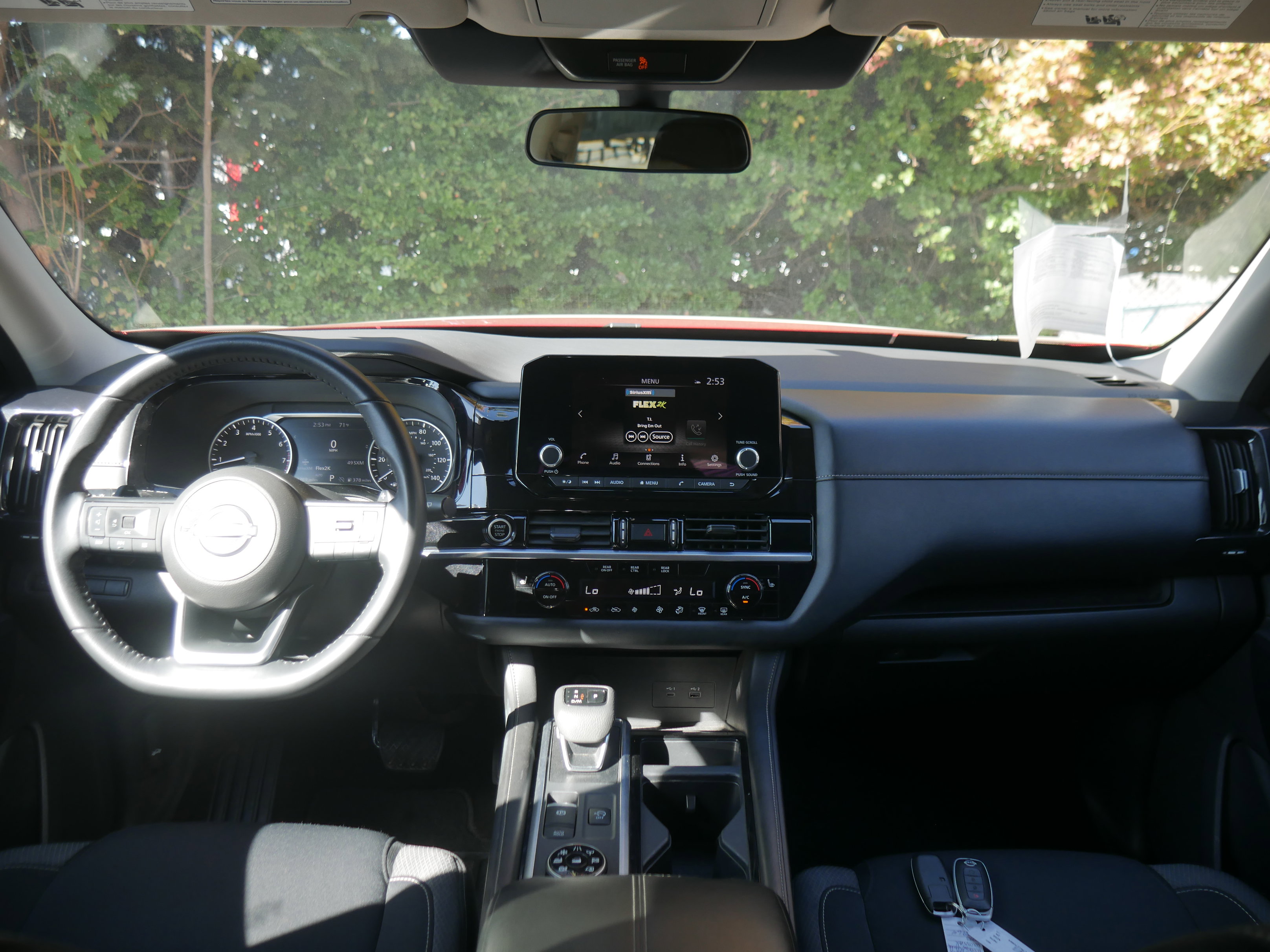 Certified 2024 Nissan Pathfinder SV image 8