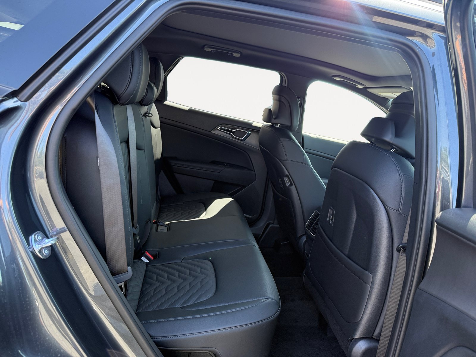 New 2027 Kia Sportage X-Line AWD/4WD image 18