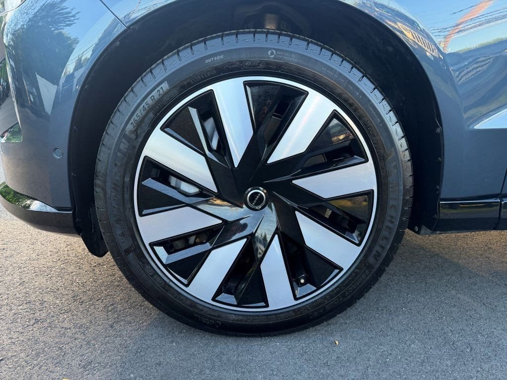 Used 2025 Volvo EX90 Ultra AWD/4WD image 8