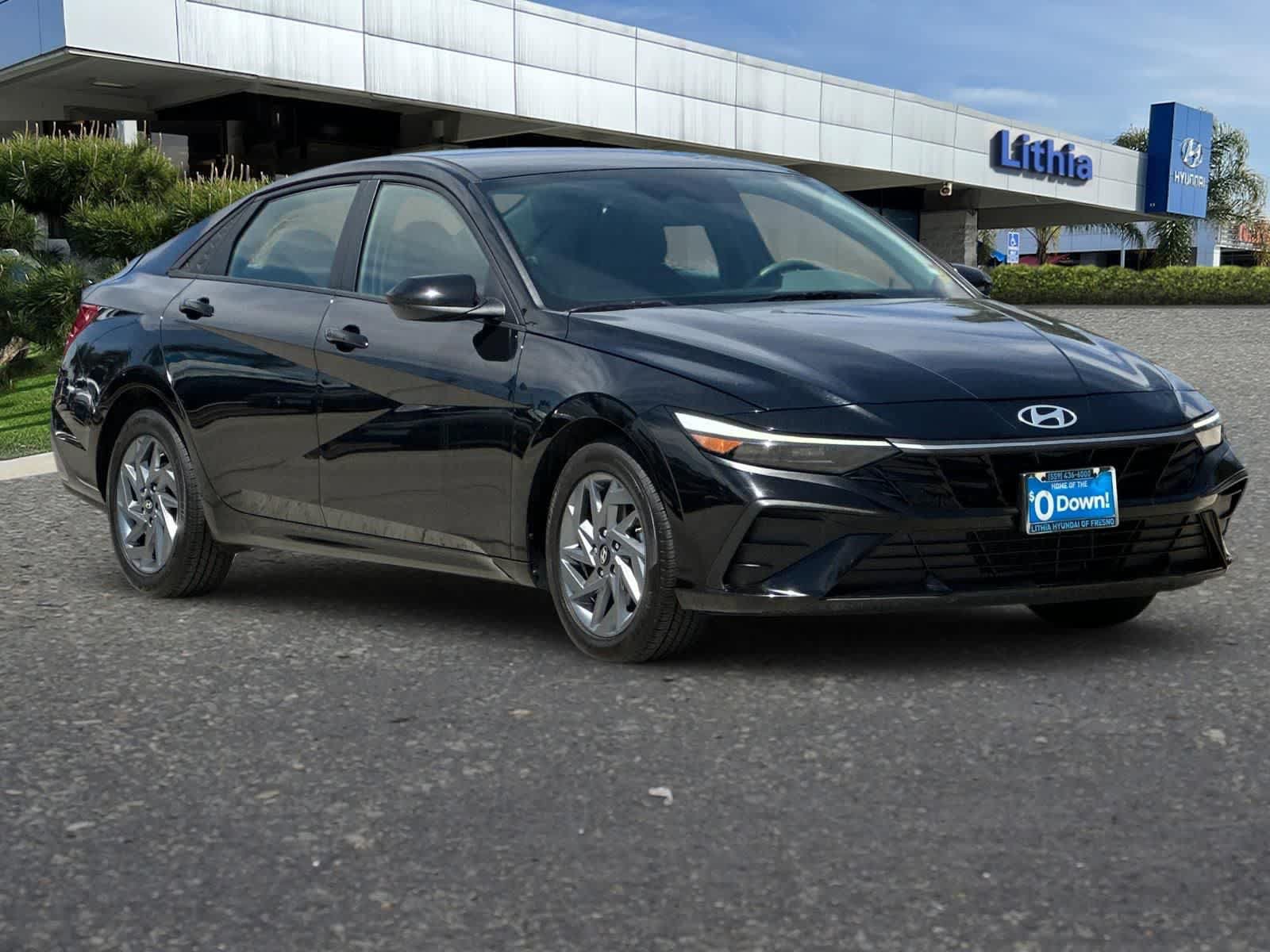 Used 2024 Hyundai Elantra SEL FWD image 10