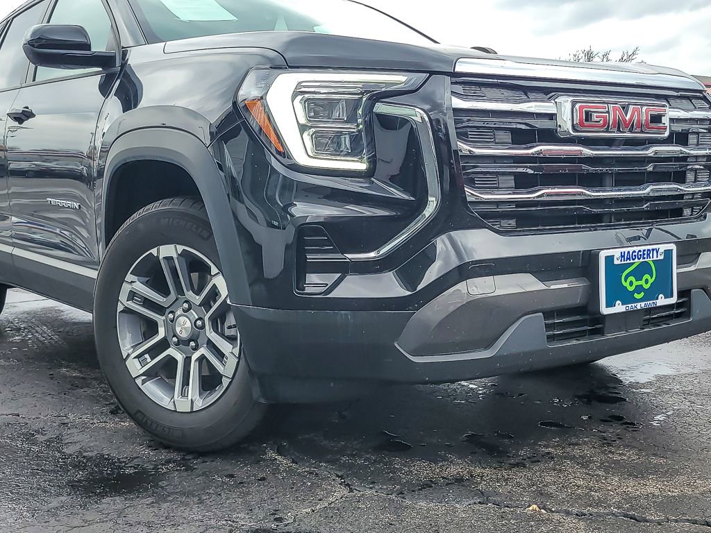 Certified 2026 GMC Terrain Elevation AWD/4WD image 2