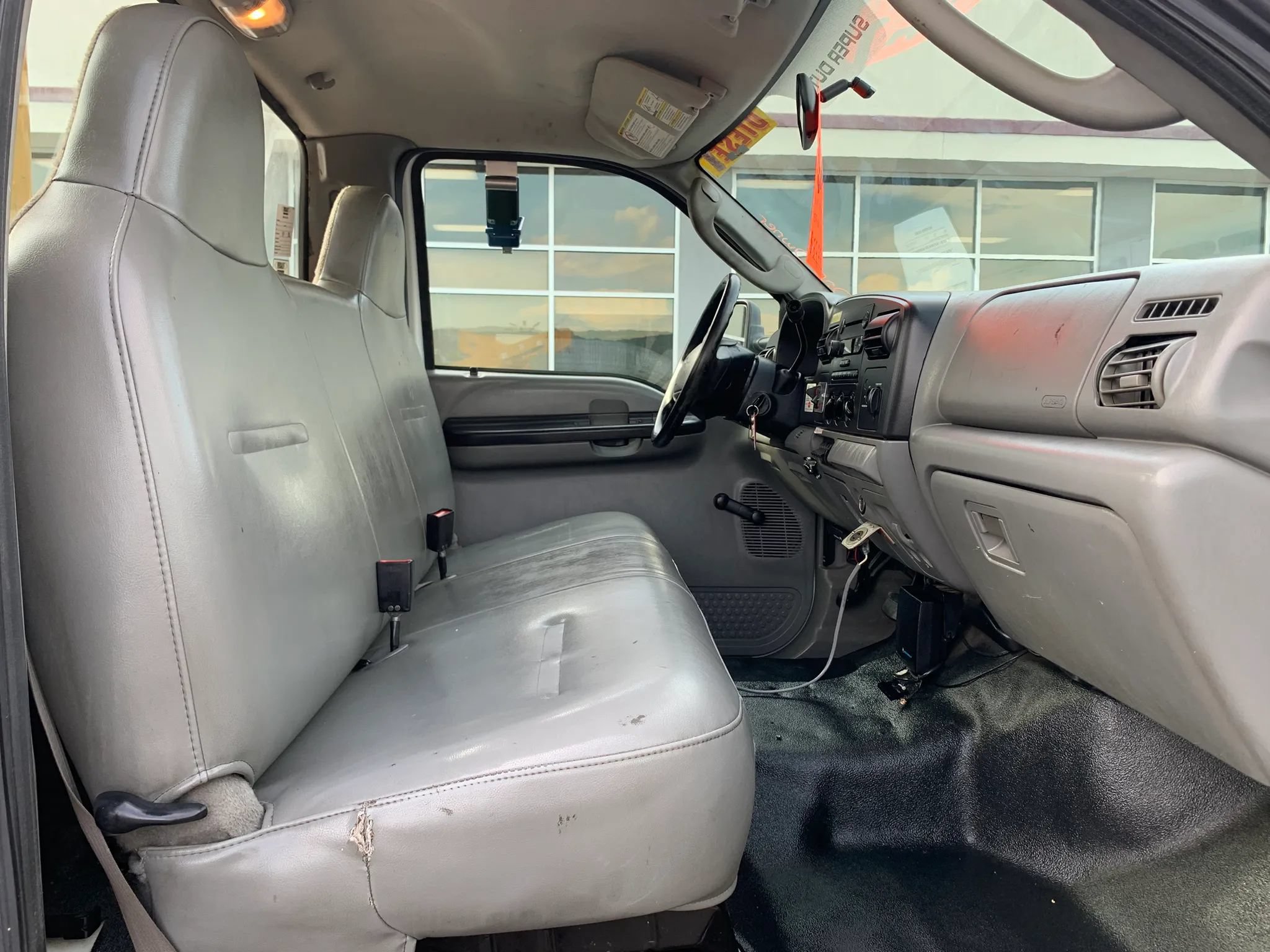 Used 2006 Ford F550 2WD Regular Cab Super Duty image 20