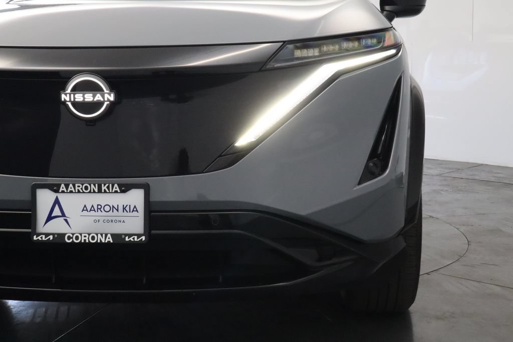 Used 2025 Nissan Ariya AWD image 7