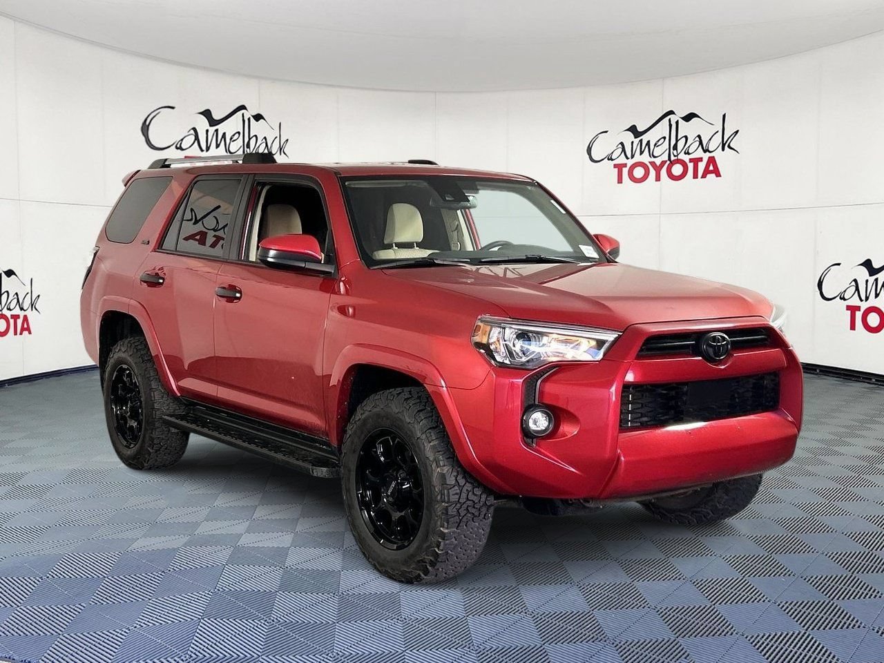 Used 2022 Toyota 4Runner SR5 AWD/4WD image 3