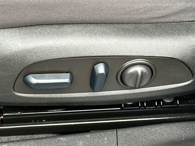 Used 2023 Chevrolet Malibu LT image 38