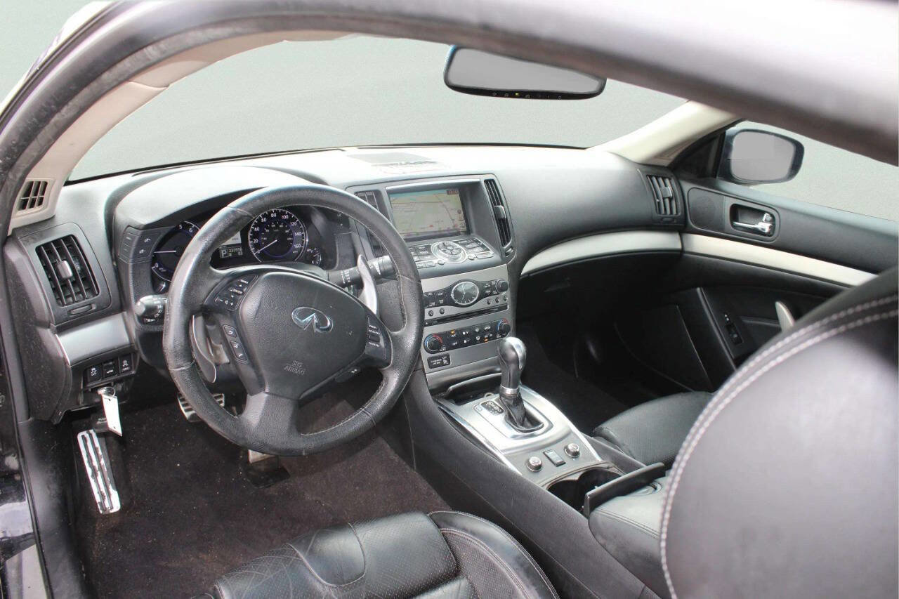 Used 2011 INFINITI G37 x Coupe w/ Premium Pkg image 8
