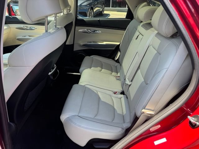Certified 2023 Genesis GV70 2.5T w/ Advanced Package AWD/4WD image 41