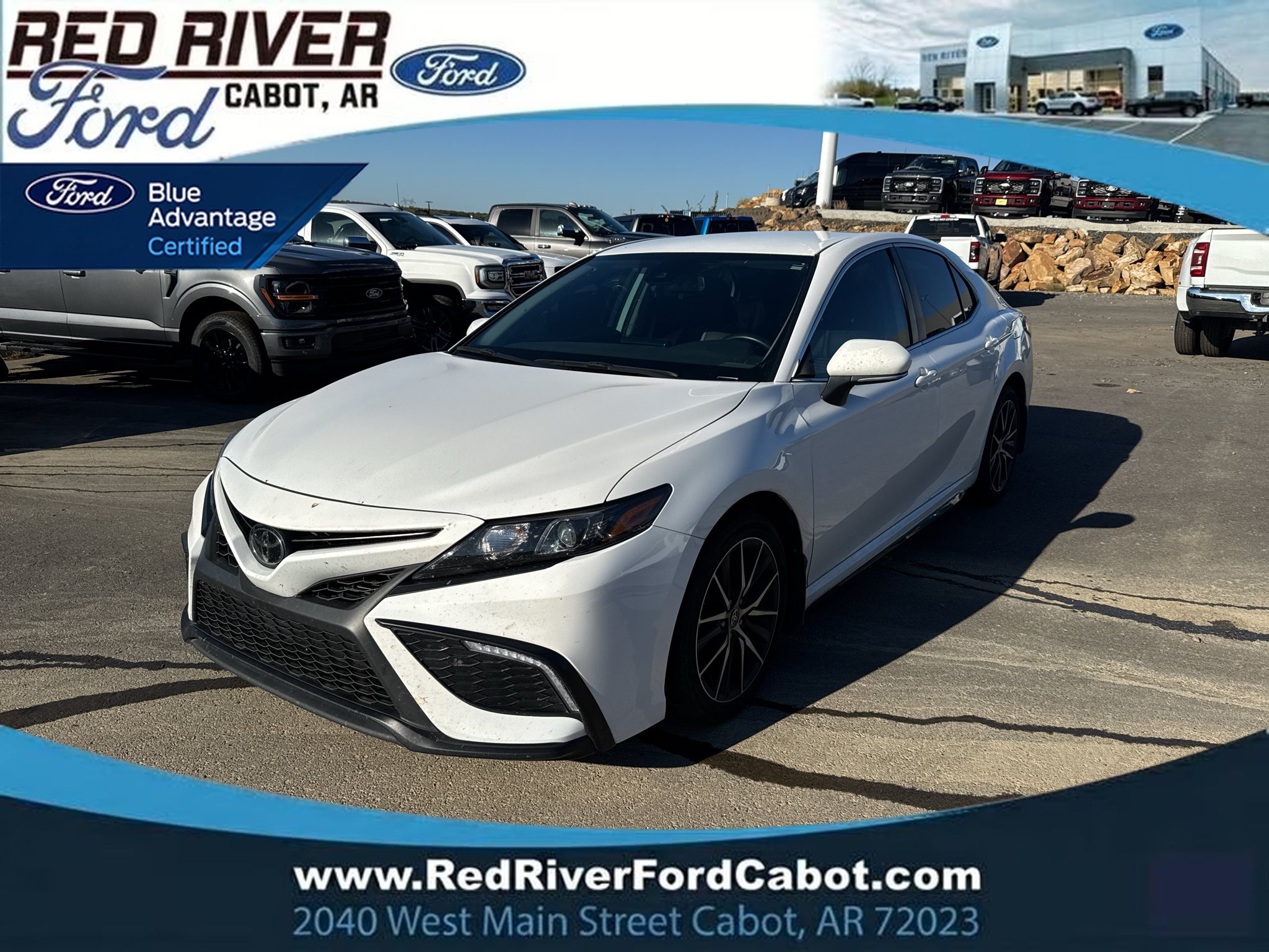 Used 2023 Toyota Camry SE w/ Convenience Package