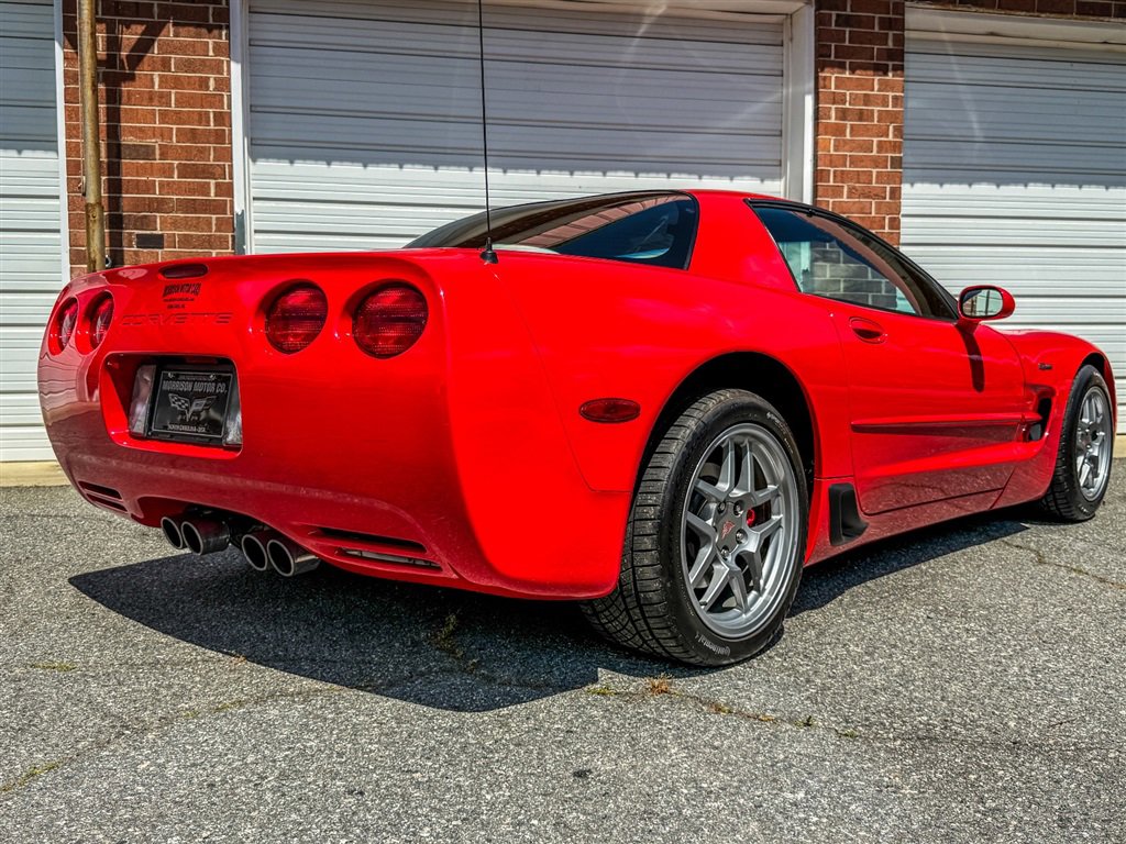 Used 2002 Chevrolet Corvette Z06 w/ Memory Pkg RWD image 37