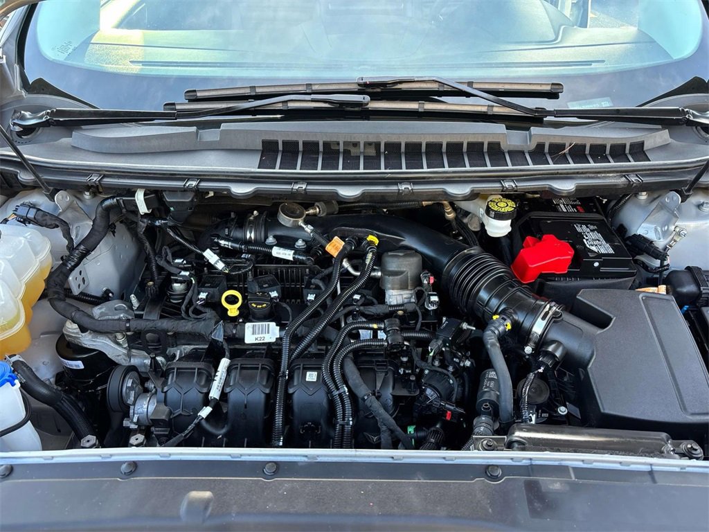 Used 2024 Ford Edge SEL image 9