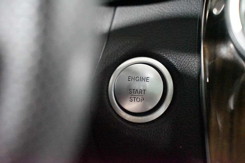 Used 2016 Mercedes-Benz GLC 300 image 23