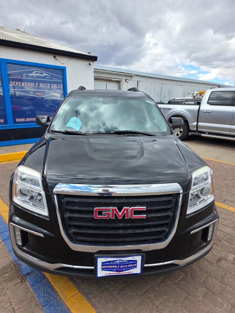 Used 2017 GMC Terrain SLE w/ Driver Alert Package I image 2