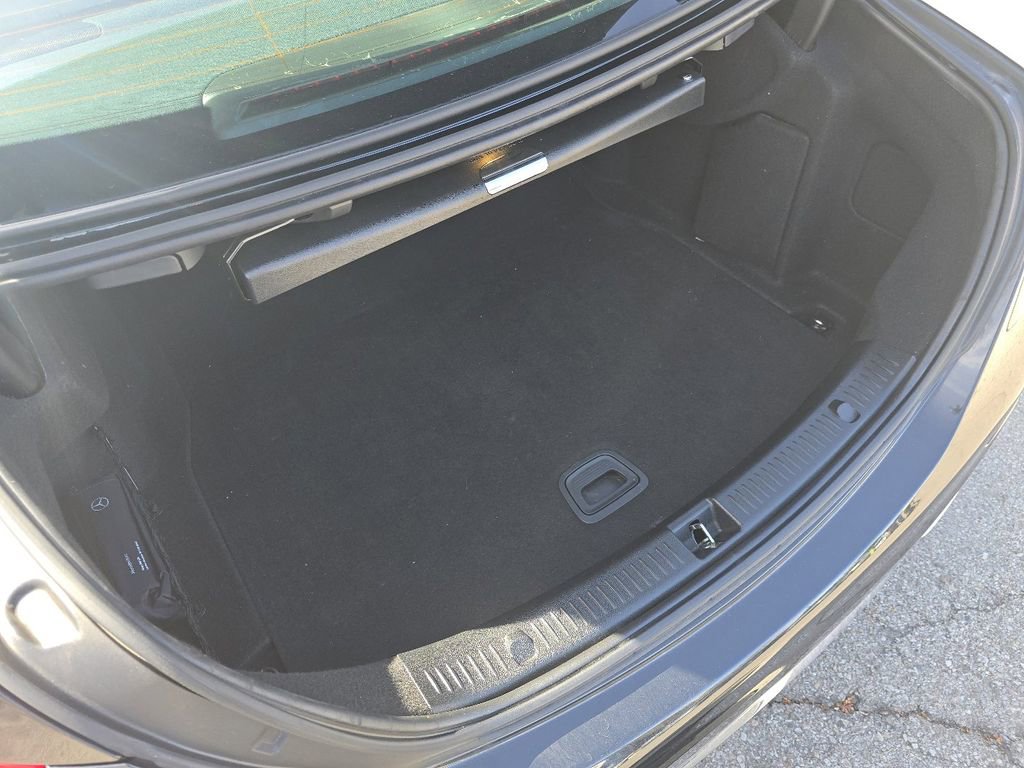 Used 2020 Mercedes-Benz E 350 Sedan w/ Premium Package image 19