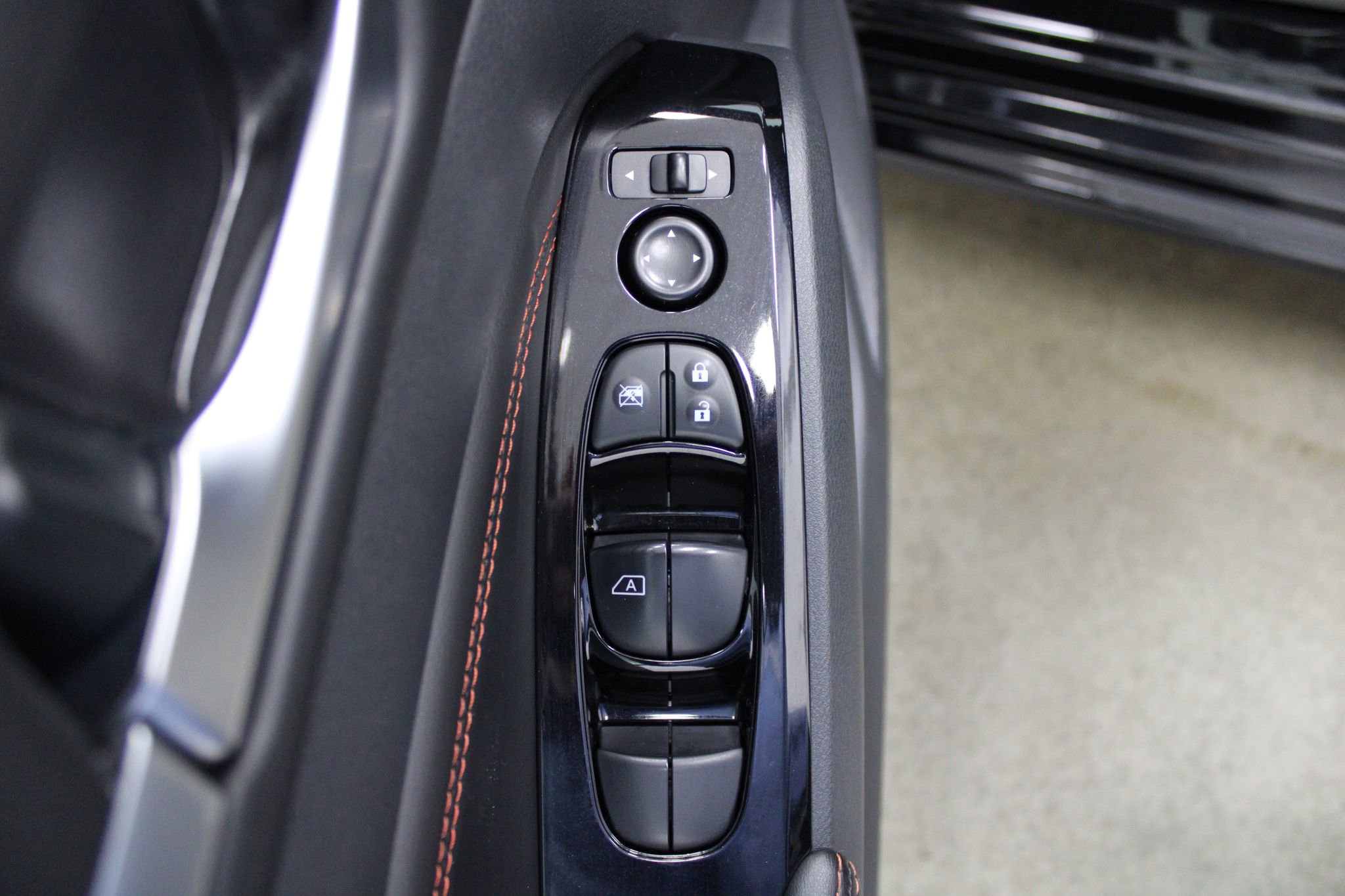 Used 2023 Nissan Altima 2.5 SR image 12