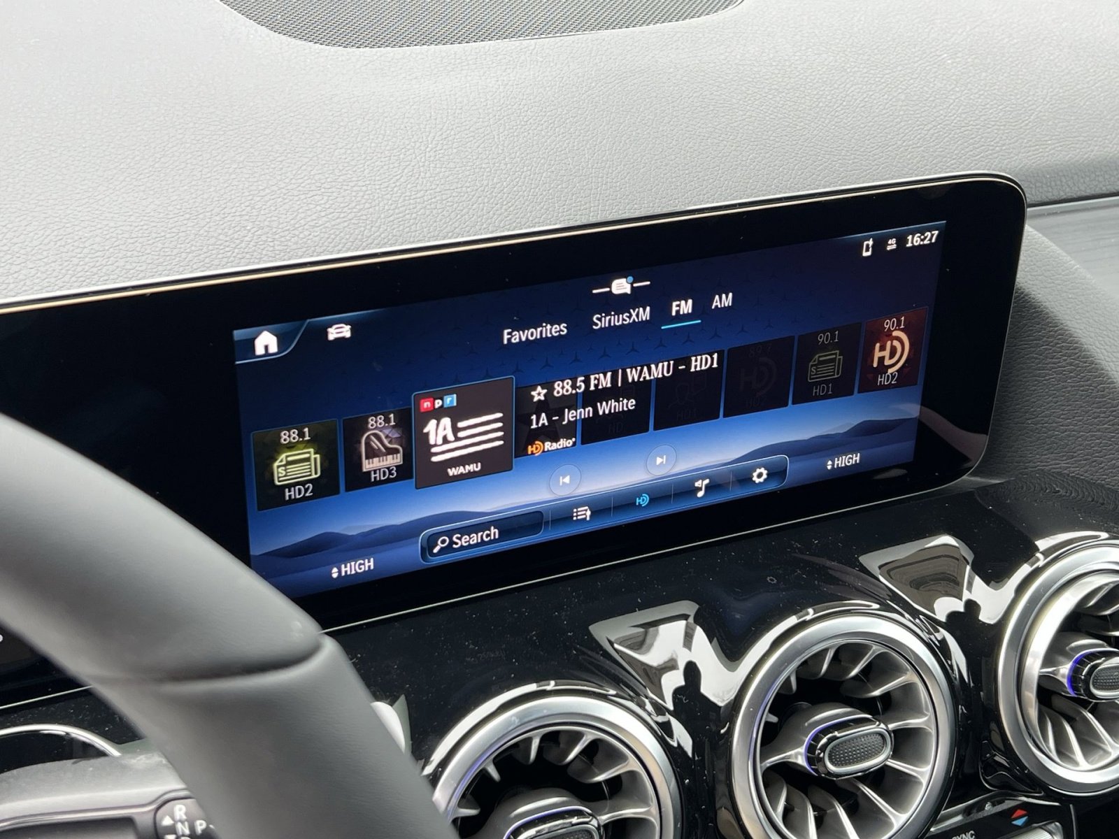 New 2026 Mercedes-Benz GLA 250 4MATIC image 16