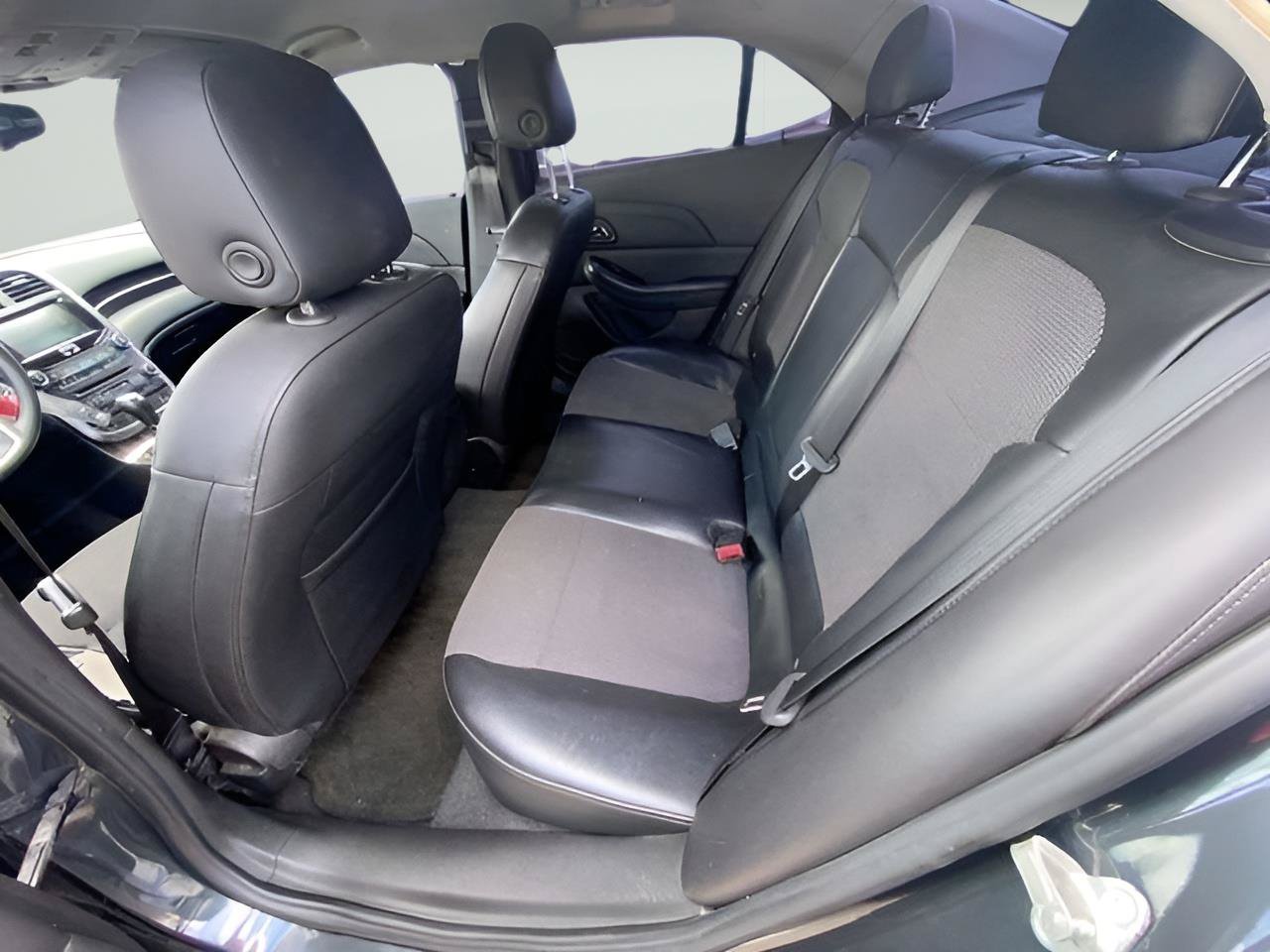 Used 2015 Chevrolet Malibu LT w/ Power Convenience Package FWD image 20