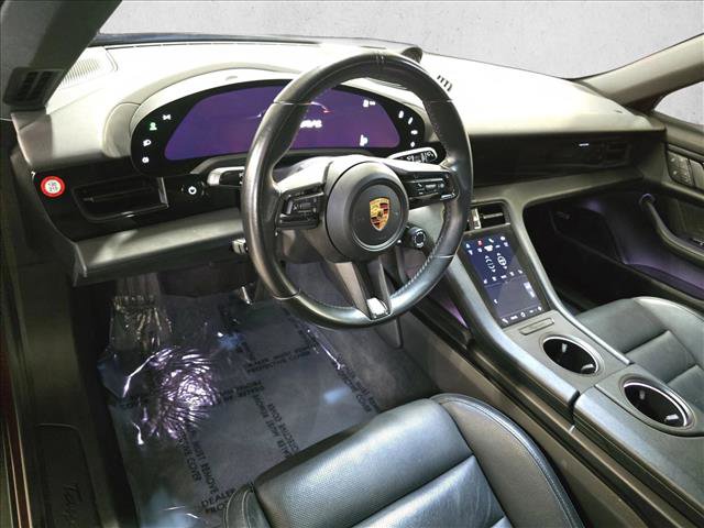 Used 2022 Porsche Taycan 4 Cross Turismo w/ Premium Package AWD/4WD image 16