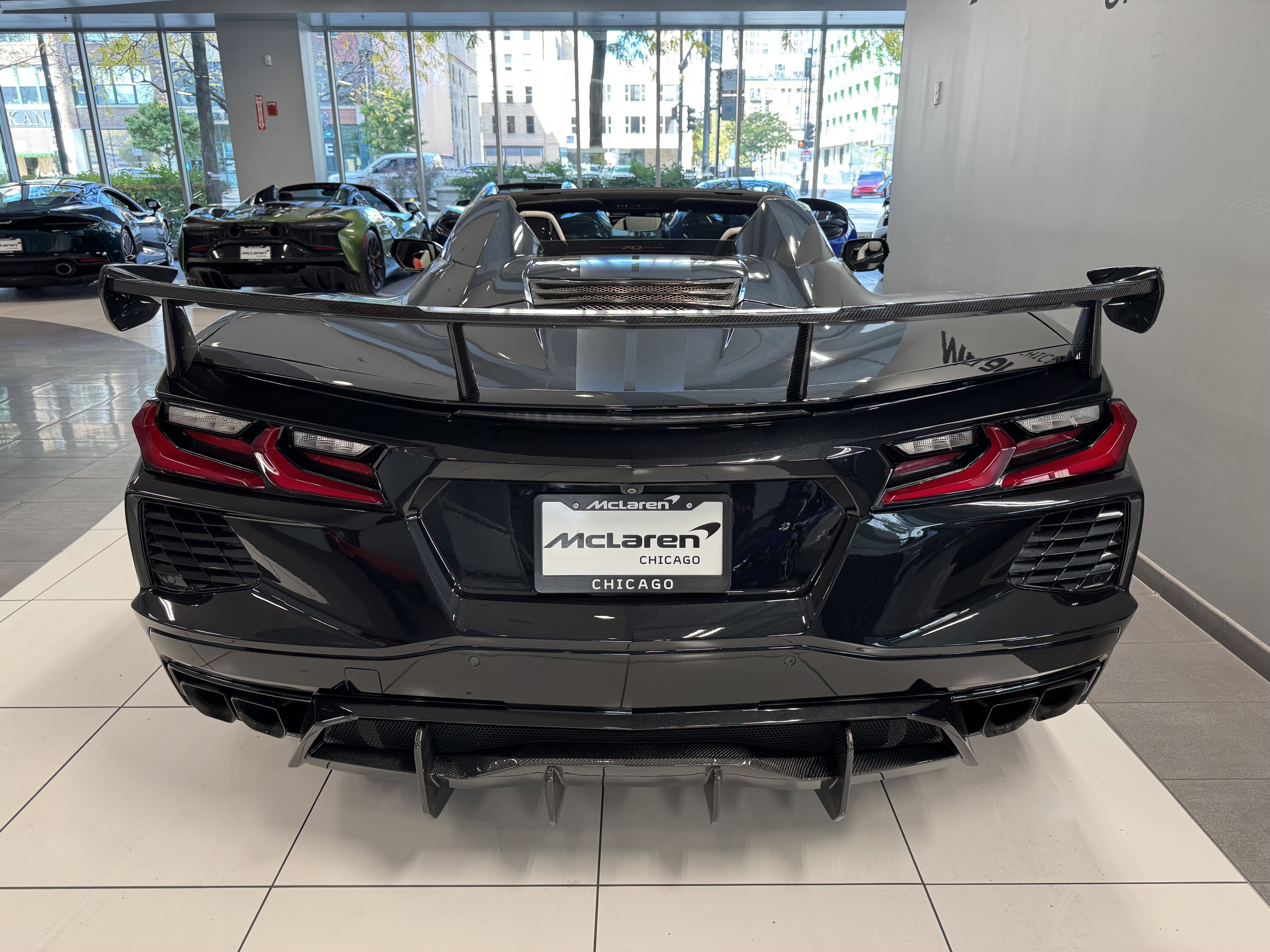 Used 2023 Chevrolet Corvette Stingray Premium Conv w/ Z51 Performance Package image 4