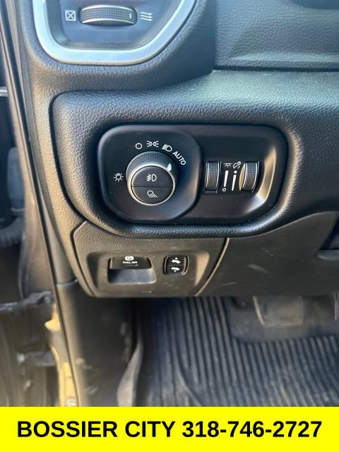 Used 2019 RAM 1500 Big Horn AWD/4WD image 11